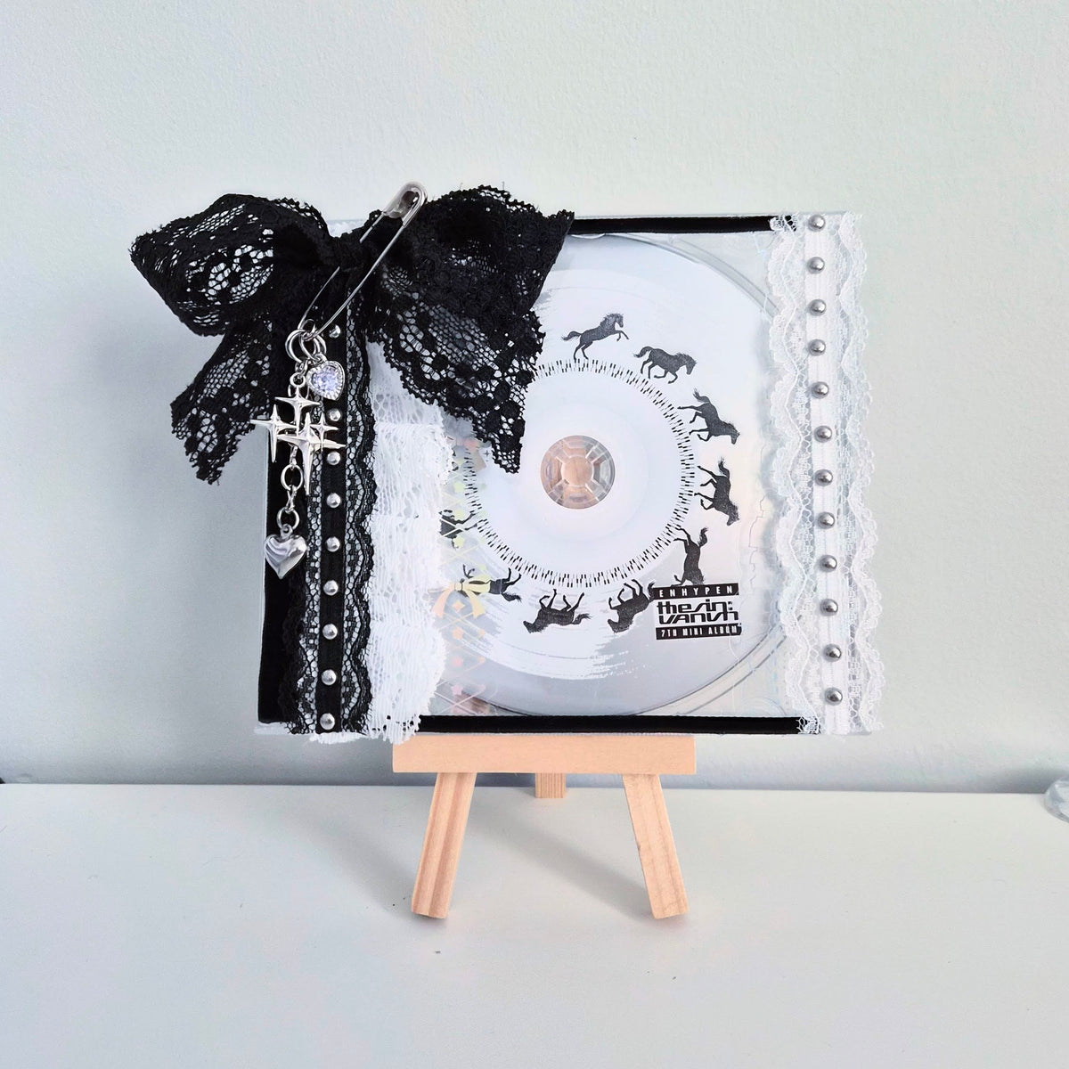 "Big Girls Don't Cry" • Deco CD Case