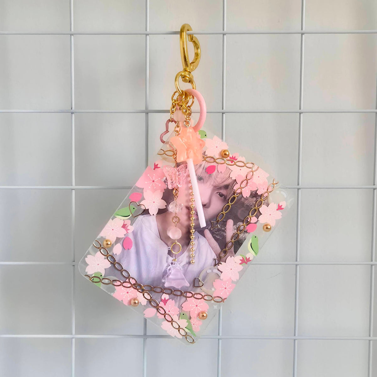 "Sunday Driver" • Keychain Toploader