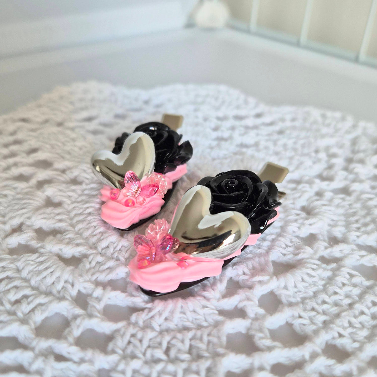 "What is Love?" • Decoden Hair Clips