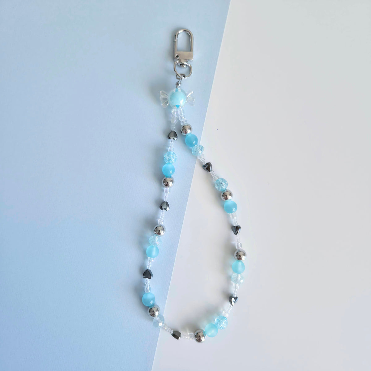"Teeny Tiny Heart" • Beaded Wristlet