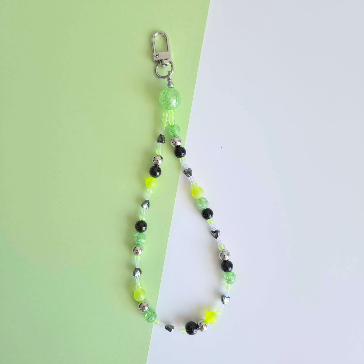 "Kiss a kitty" • Beaded Wristlet