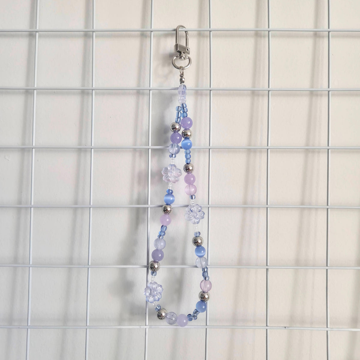 "Je t'aime" • Beaded Wristlet
