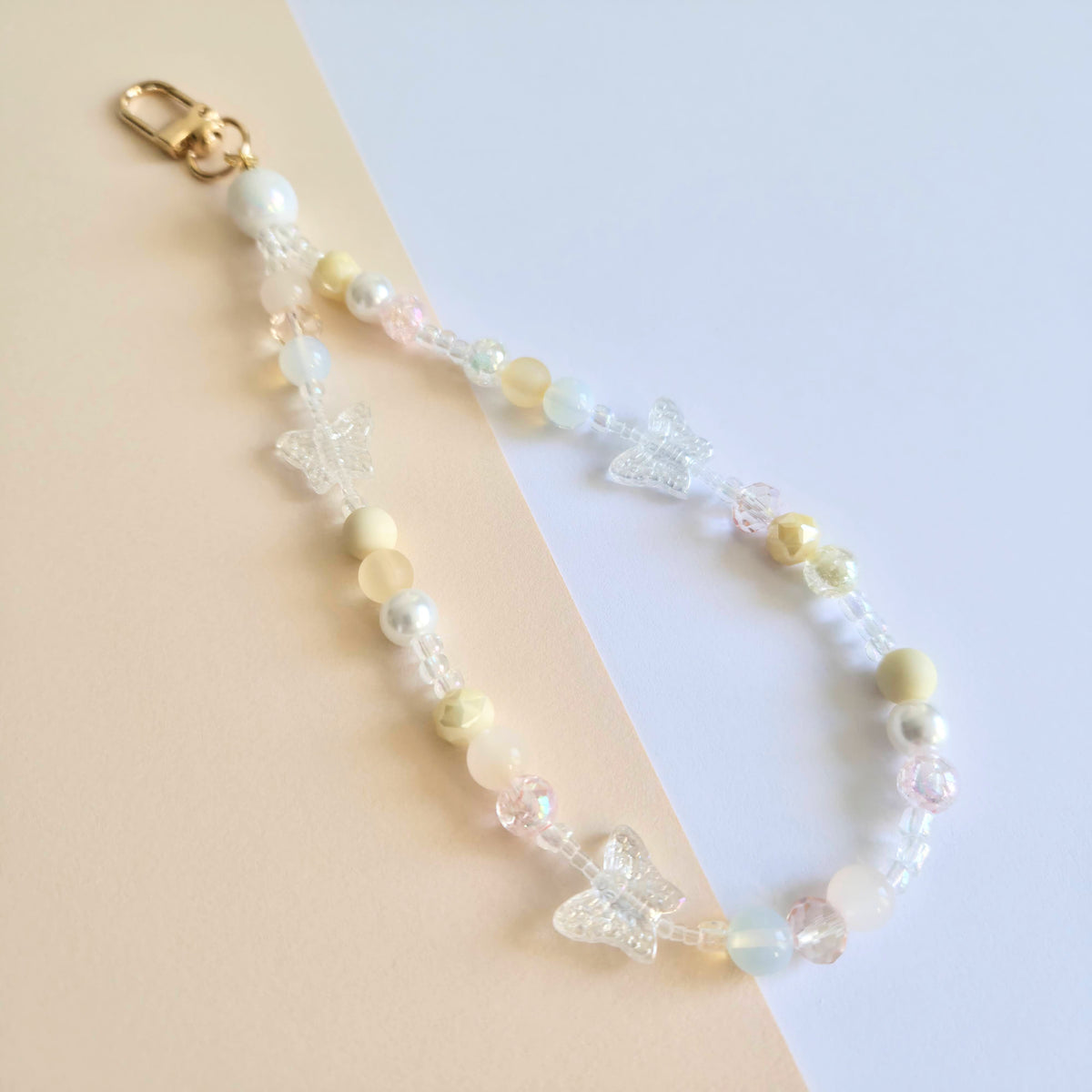 "Daydreamer" • Beaded Wristlet