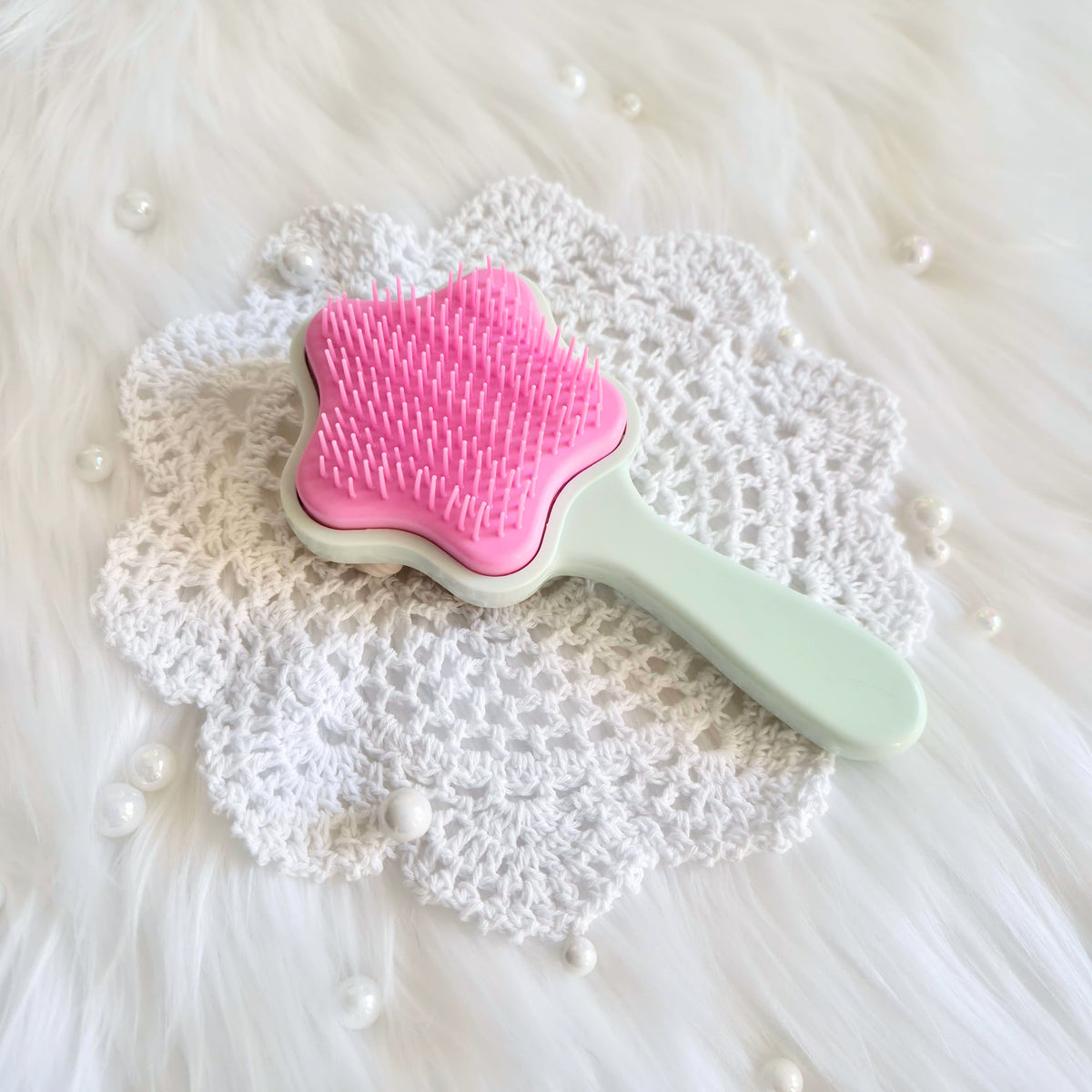 "RIGHT HAND GIRL" • Decoden Mini Hairbrush