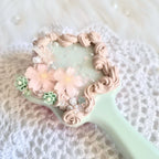 "RIGHT HAND GIRL" • Decoden Mini Hairbrush