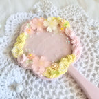 "DAT AHH DAT OOH" • Decoden Hand Mirror